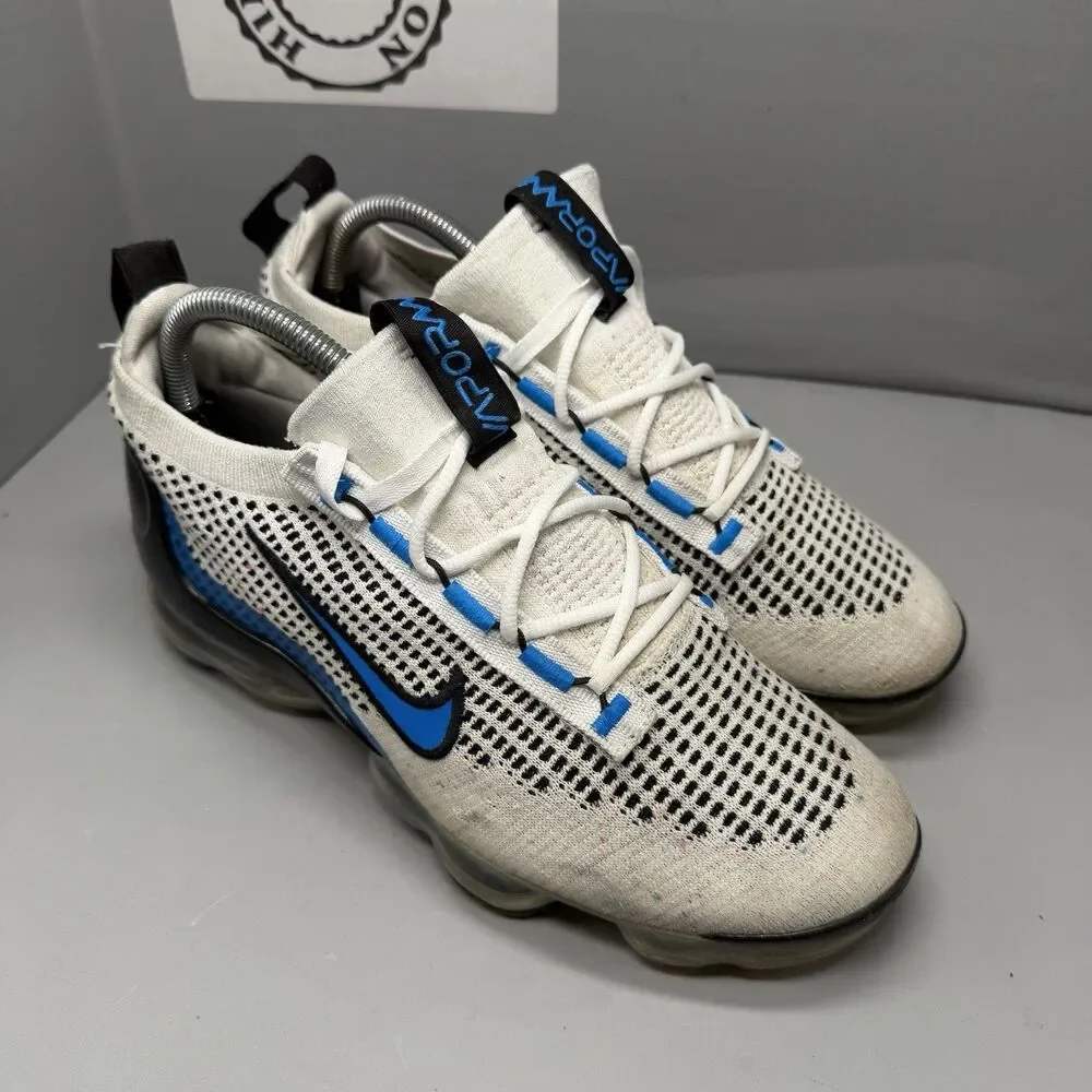 Nike Air VaporMax Flyknit Youth Sz 7Y White Blue Running DB1550-101 Women 8.5 - Picture 12 of 13